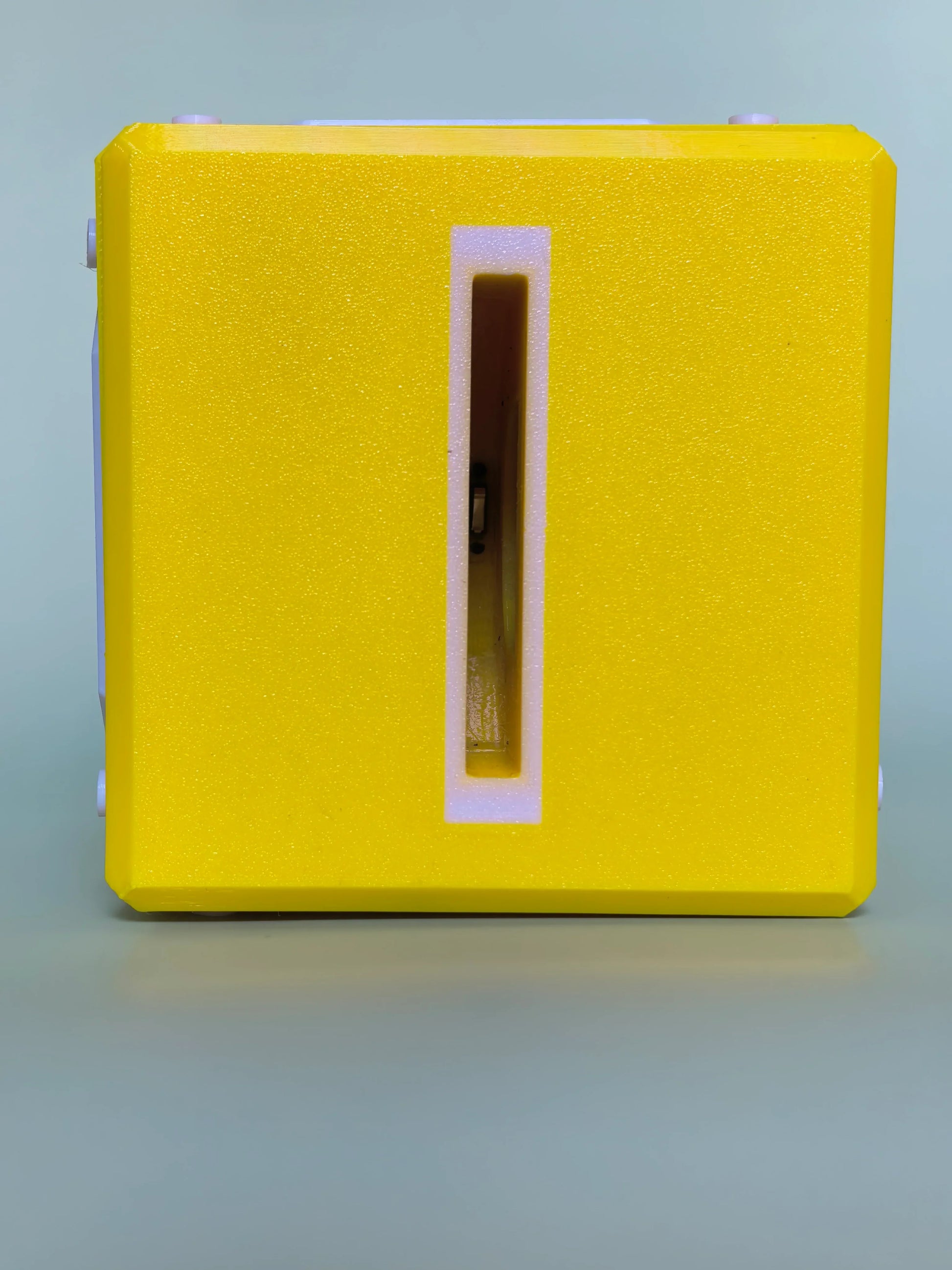 A tap of a Super Mario-themed NFC card instantly plays music on the PixelJukebox — capturing the magic of a legendary Mario coin pickup with cutting-edge NFC technology.